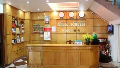 Quầy lễ tân đón tiếp khách nghỉ 24/7