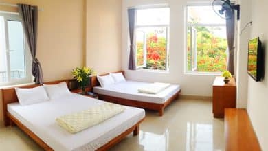 Giường ngủ đôi với 2 giường ngủ